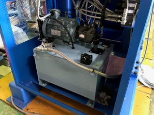 外面ビード用オフライン装置画像3