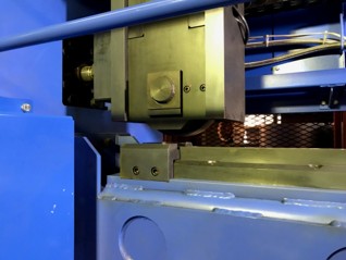 外面ビード用オフライン装置画像4